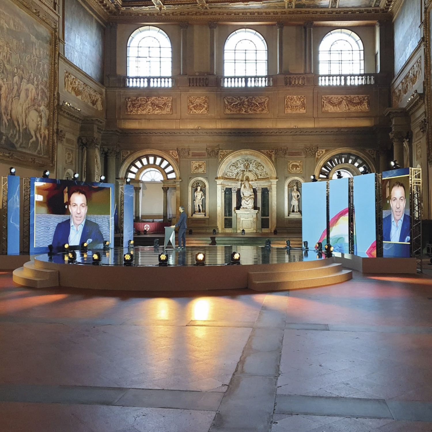 Grandaled Galleria 5